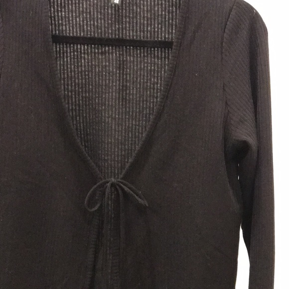 Black Tie-Front Top - Picture 5 of 6